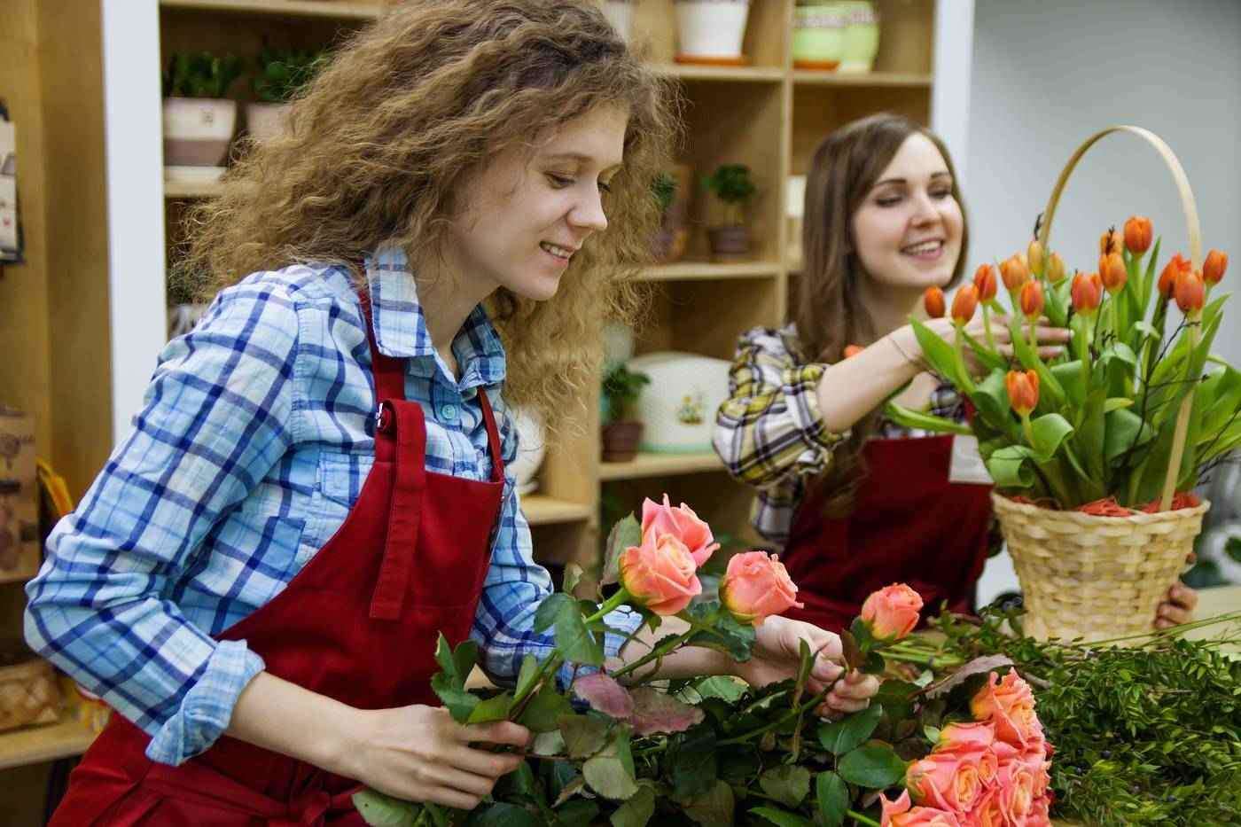 What Does a Florist Do? | The Florist Guide